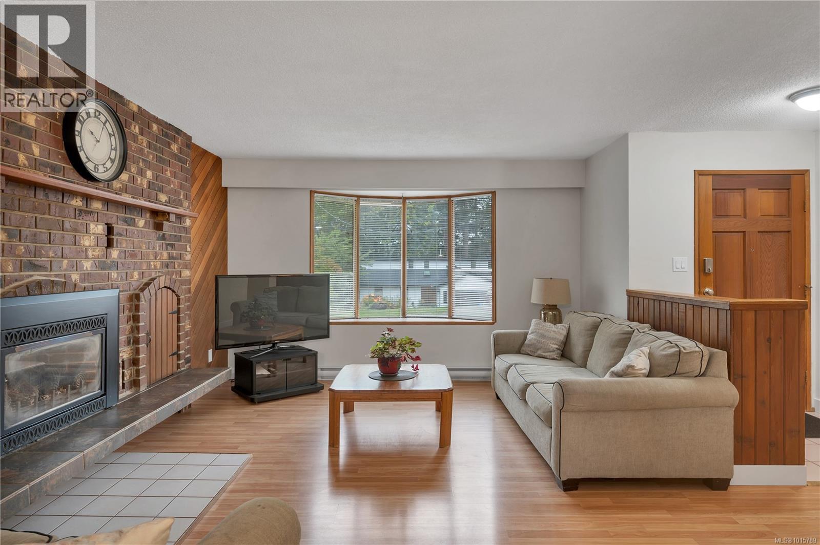 1437 STAG Rd, Campbell River
