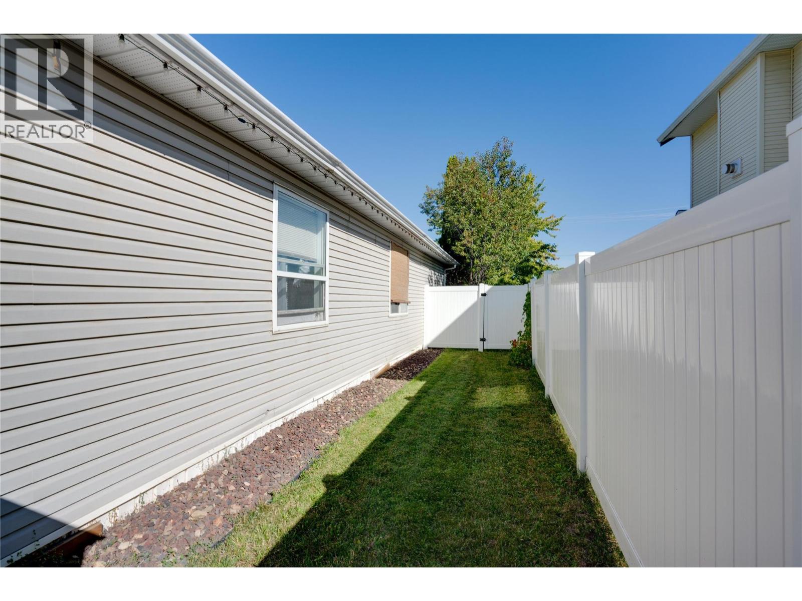  1605 15 Avenue, Vernon