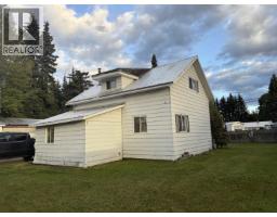 Kitchen of 3098 AUSTIN ROAD · Prince George, BC