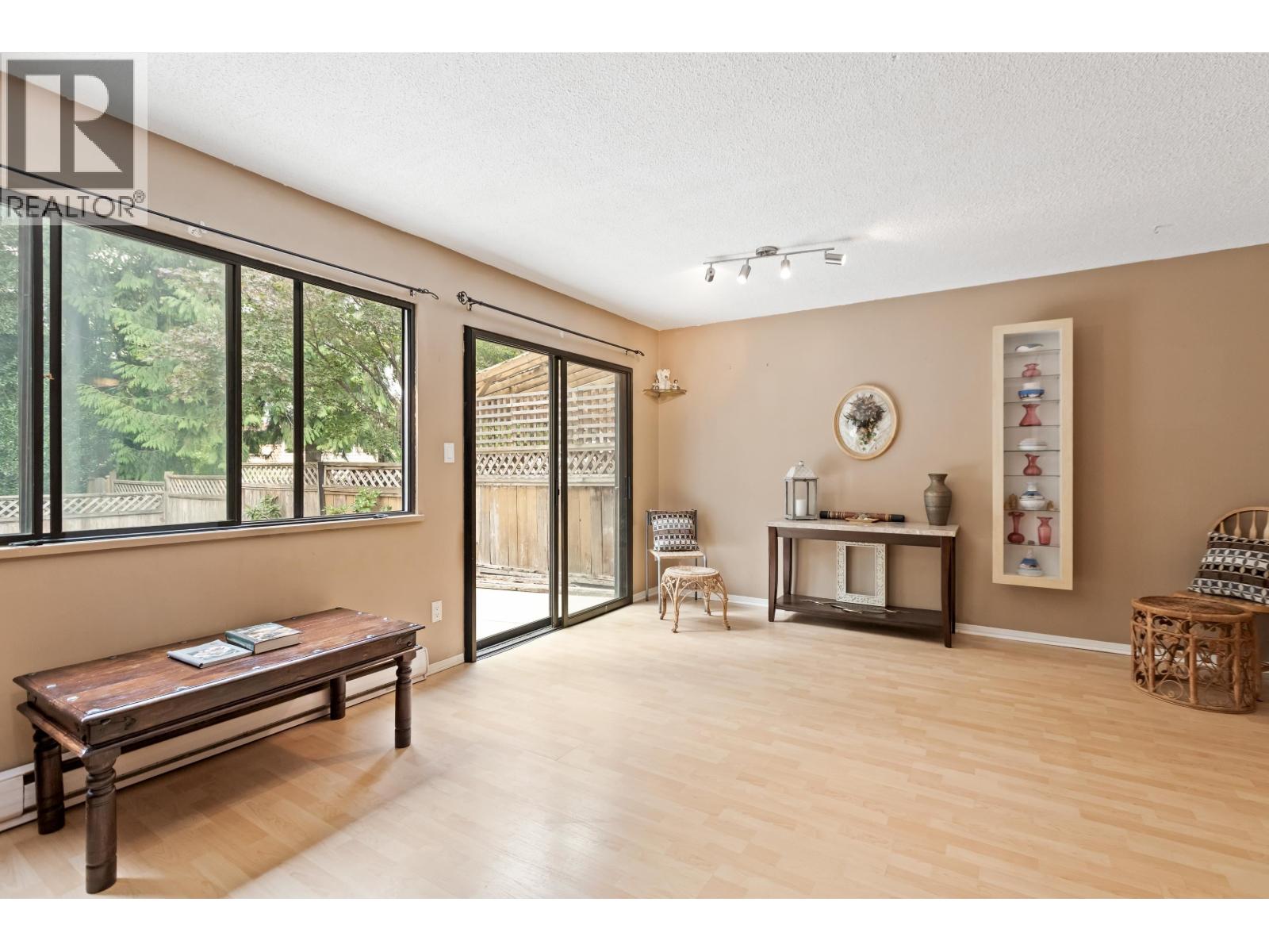 22 12122 SCHMIDT CRESCENT, Maple Ridge