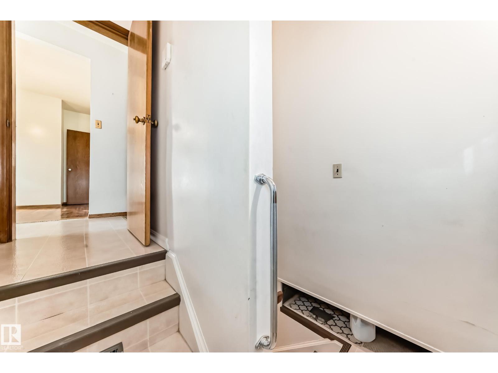 11424 105 ST NW, Edmonton