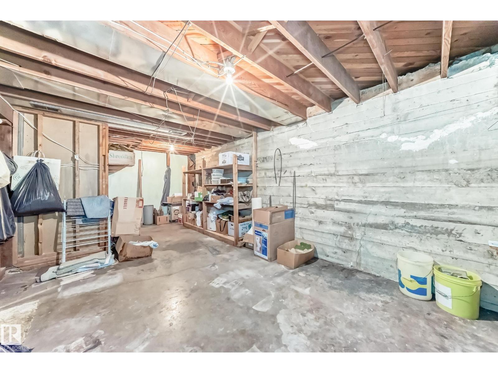 11424 105 ST NW, Edmonton