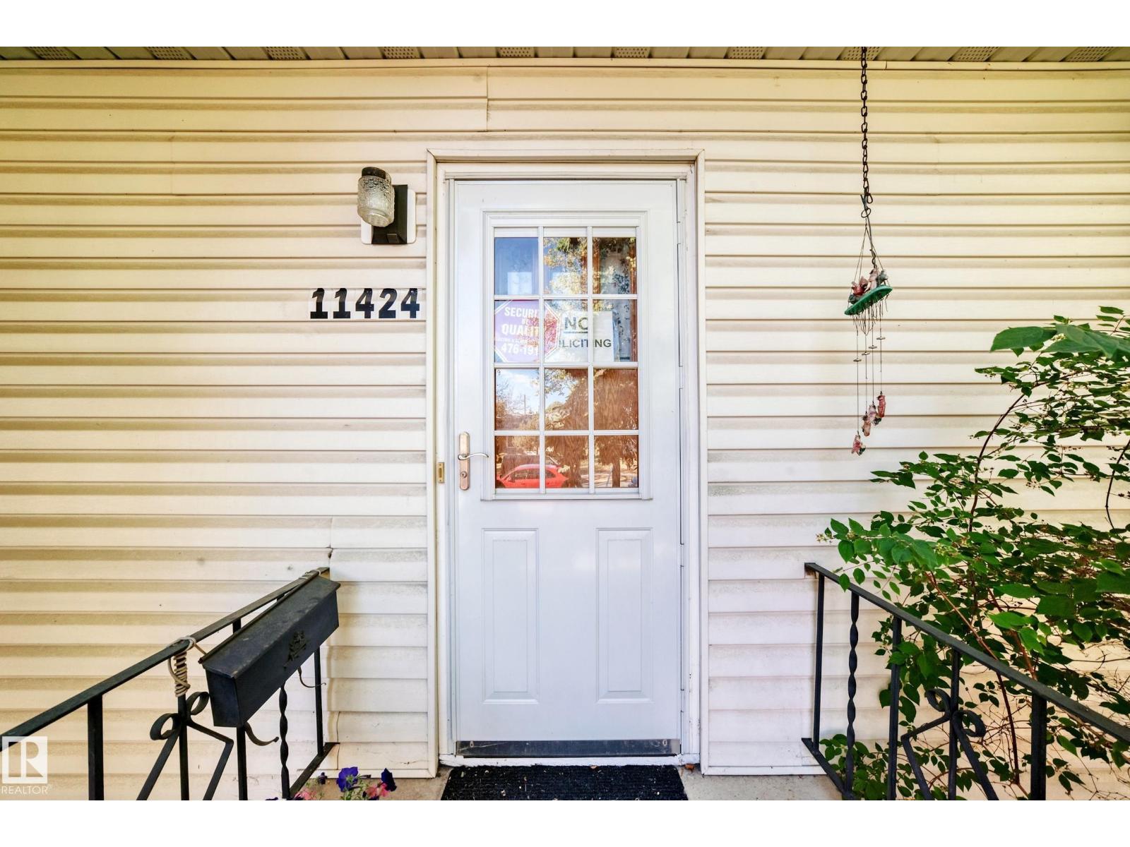 11424 105 ST NW, Edmonton