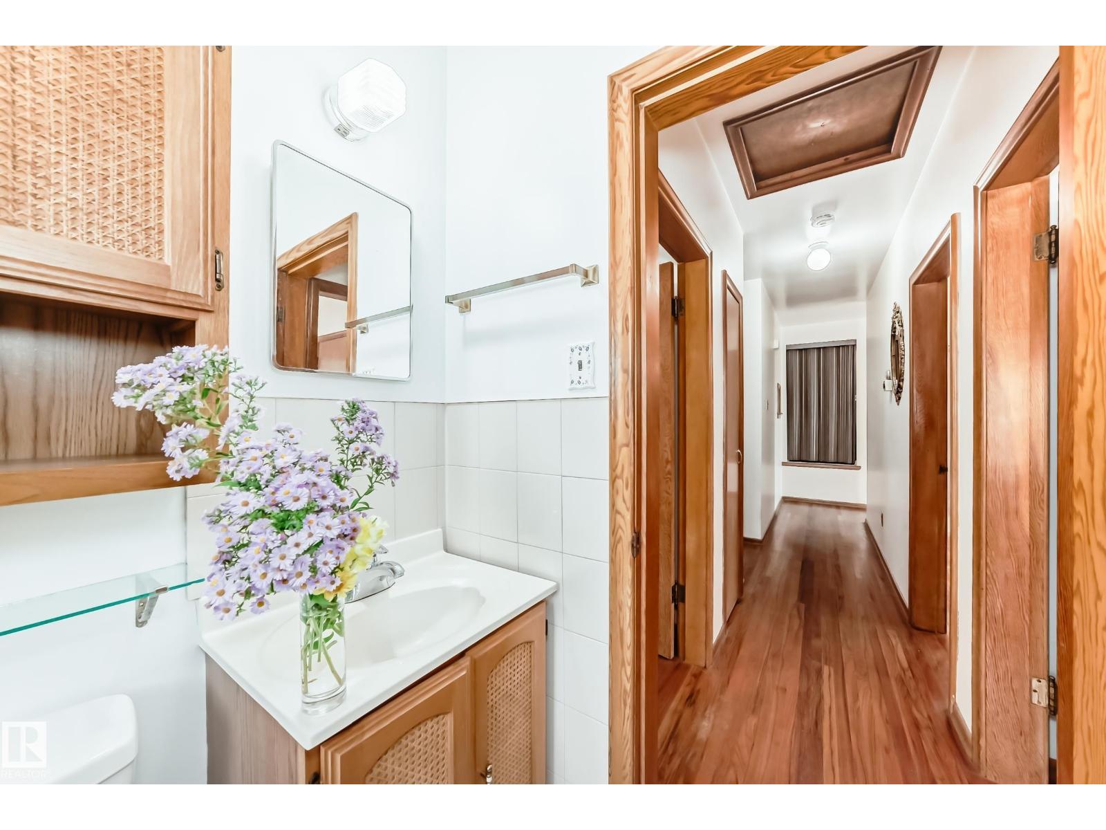 11424 105 ST NW, Edmonton