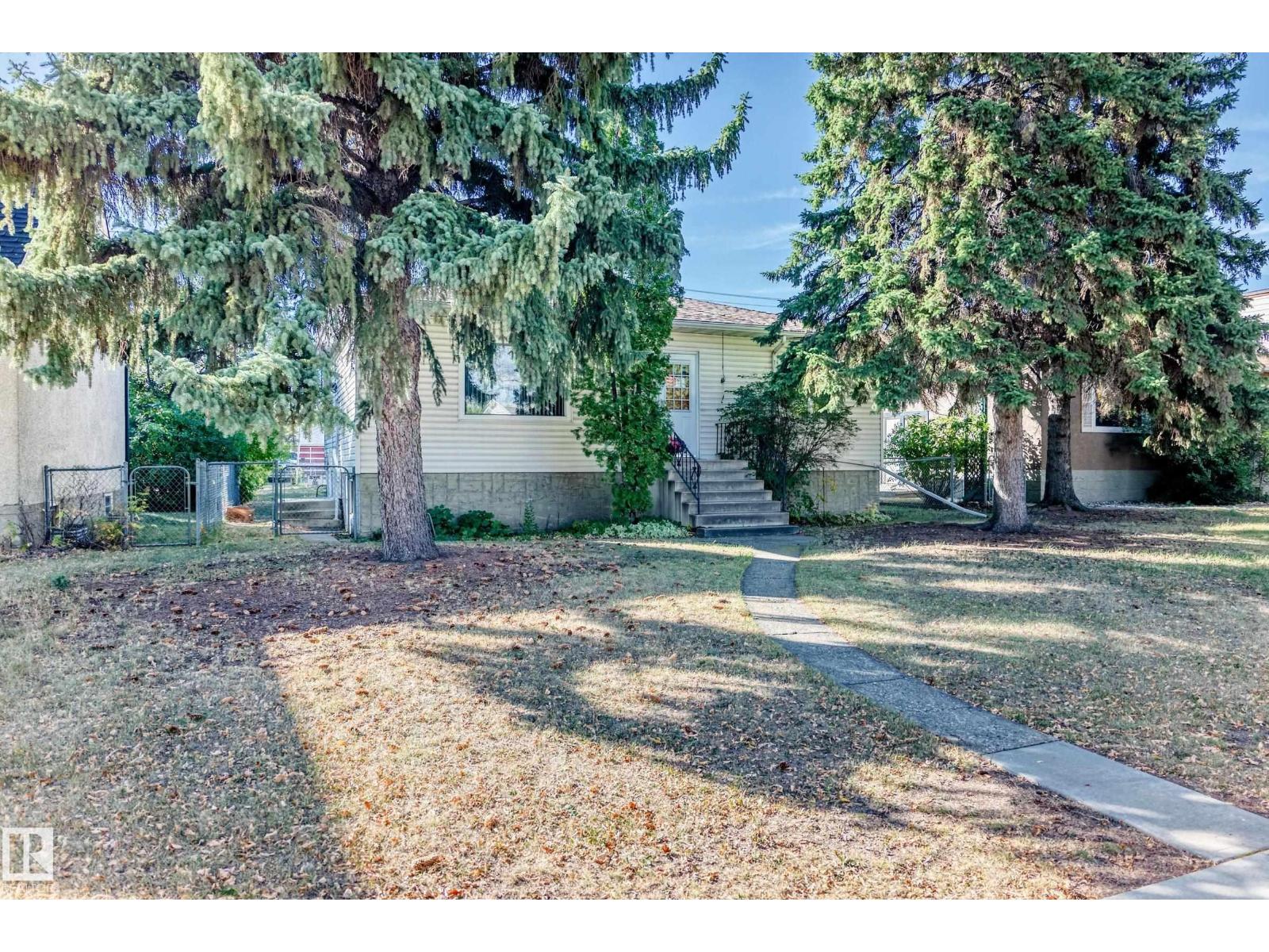 11424 105 ST NW, Edmonton