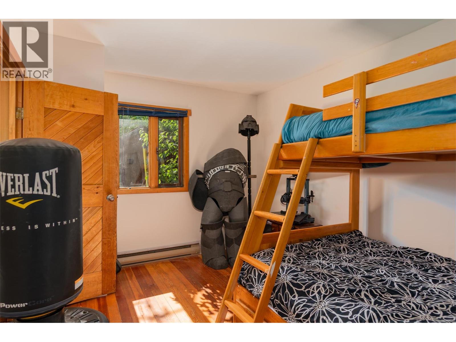 3216 SOUTH SLOCAN VILLAGE Road, South Slocan