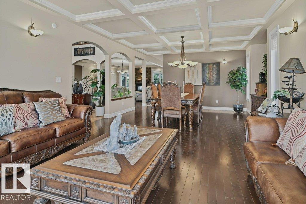 4835 MACTAGGART CREST CT NW, Edmonton