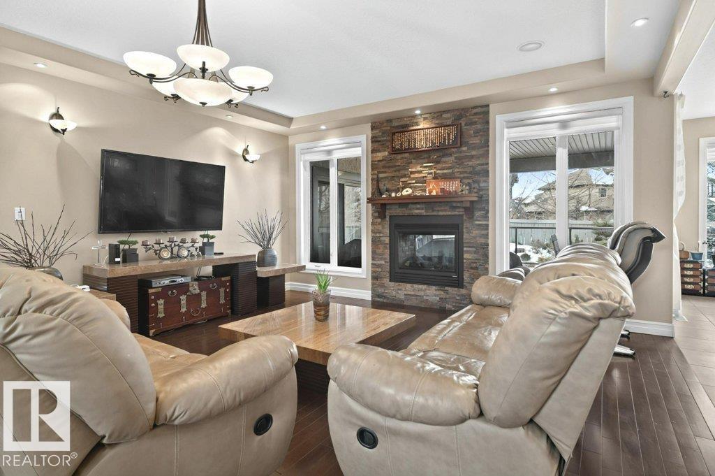 4835 MACTAGGART CREST CT NW, Edmonton