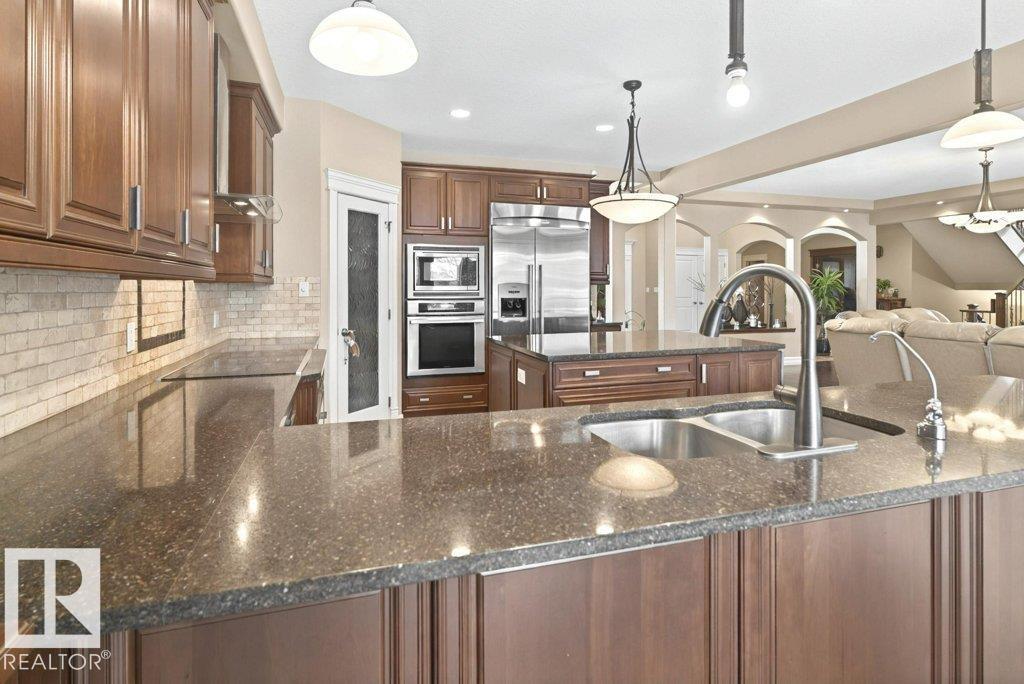 4835 MACTAGGART CREST CT NW, Edmonton