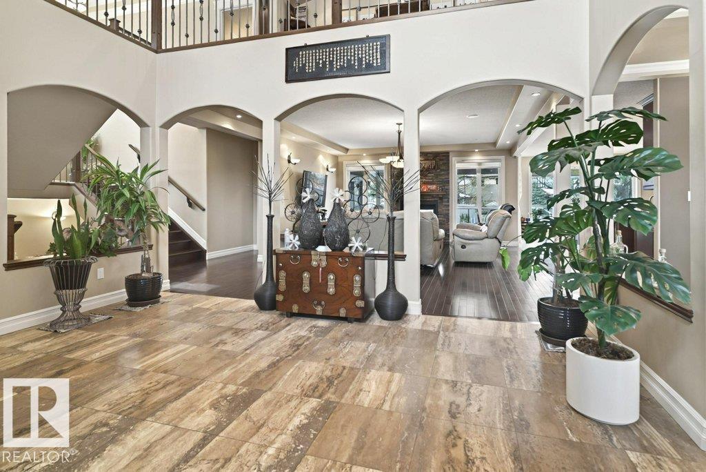 4835 MACTAGGART CREST CT NW, Edmonton