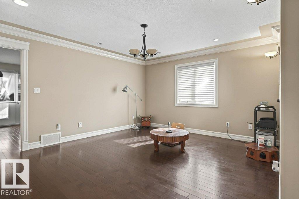 4835 MACTAGGART CREST CT NW, Edmonton