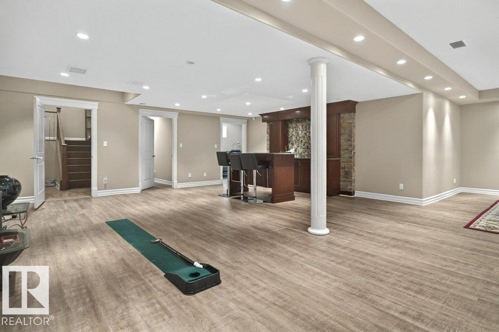 4835 MACTAGGART CREST CT NW, Edmonton