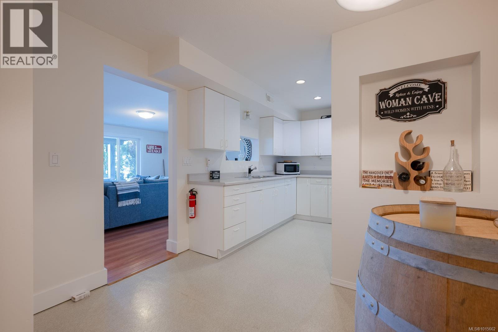 9050 Lord Rd, Port Alberni