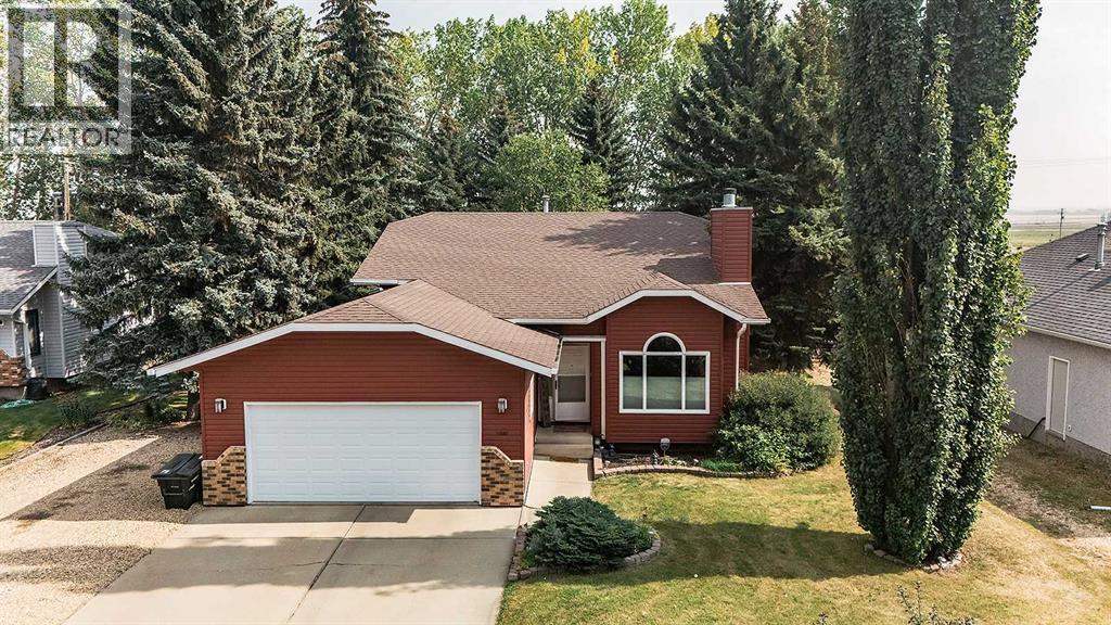 8 Petticoat Lane, Lacombe