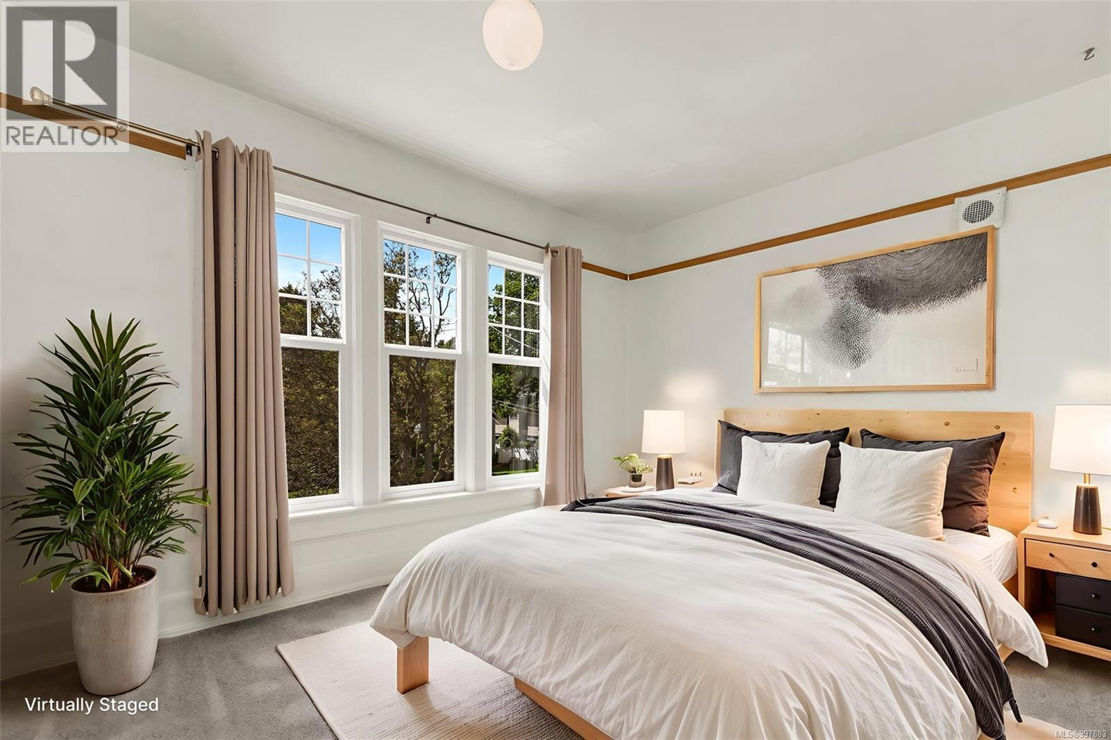  2651 Cedar Hill Road, Victoria