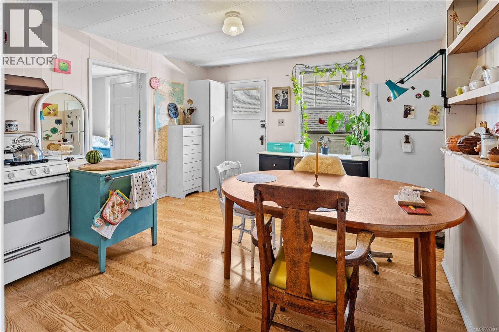  2651 Cedar Hill Road, Victoria