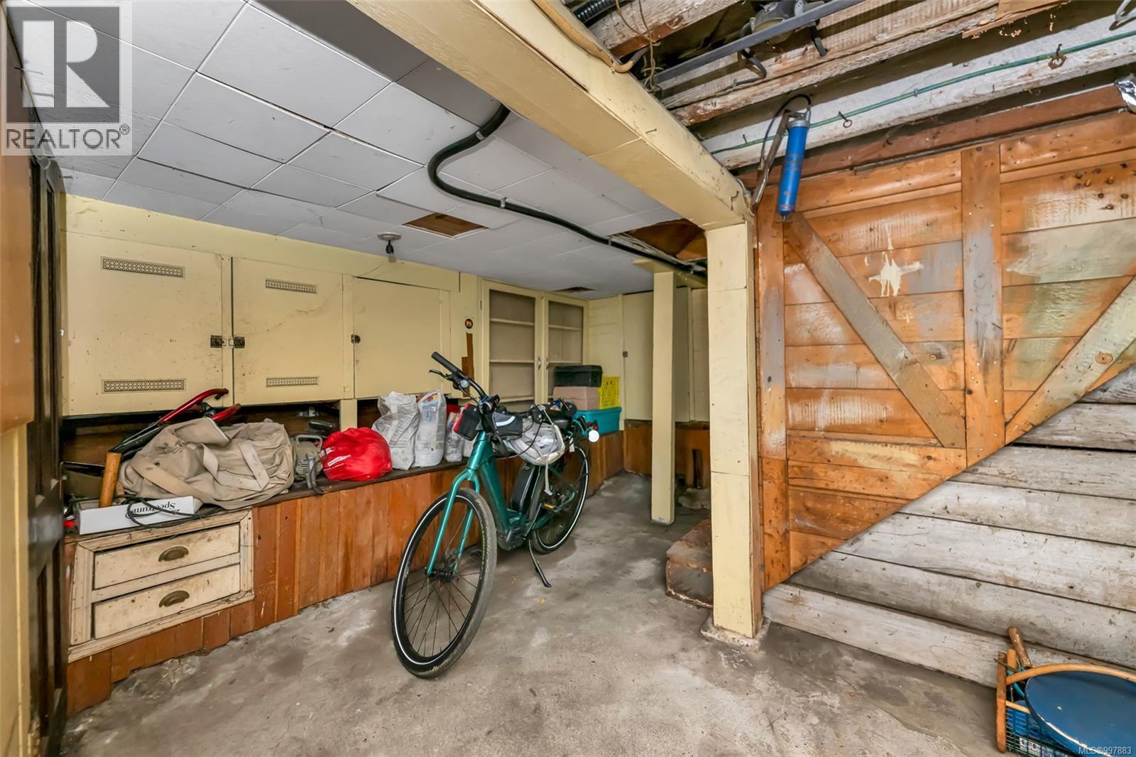  2651 Cedar Hill Road, Victoria
