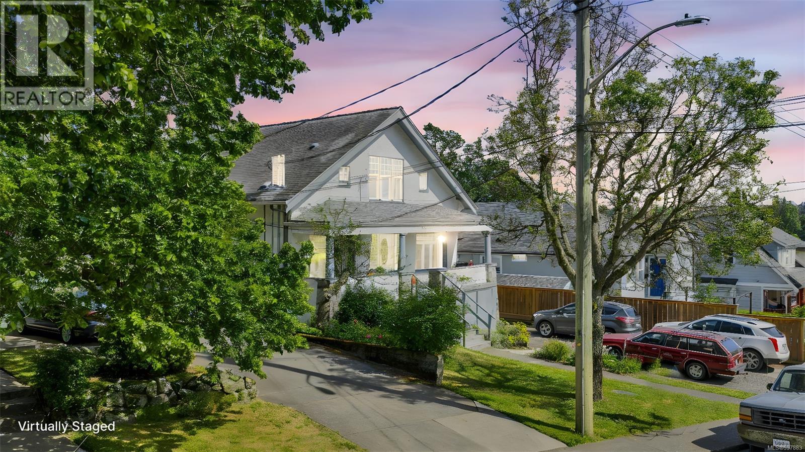  2651 Cedar Hill Road, Victoria
