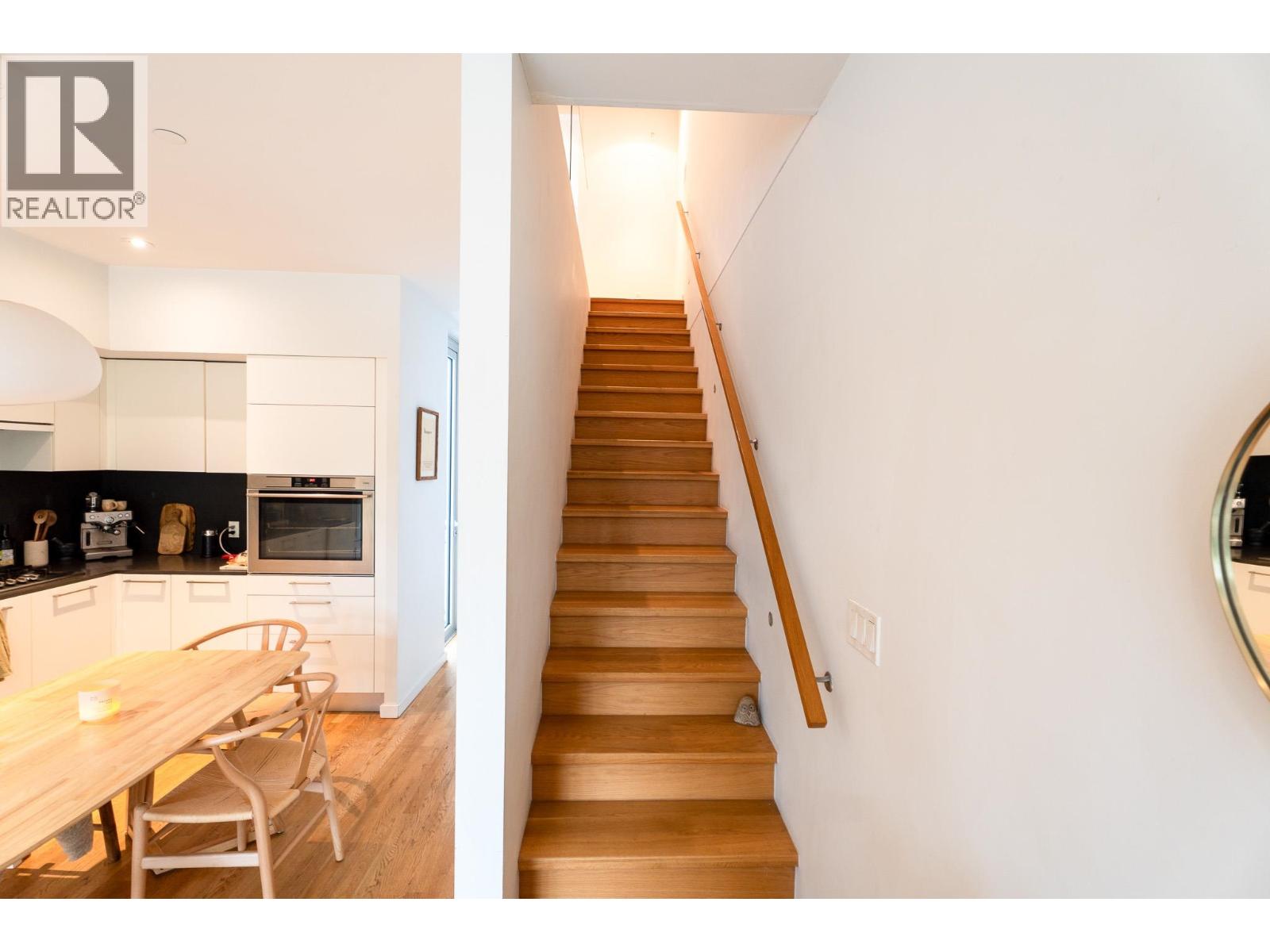 2208 WILLOW STREET, Vancouver