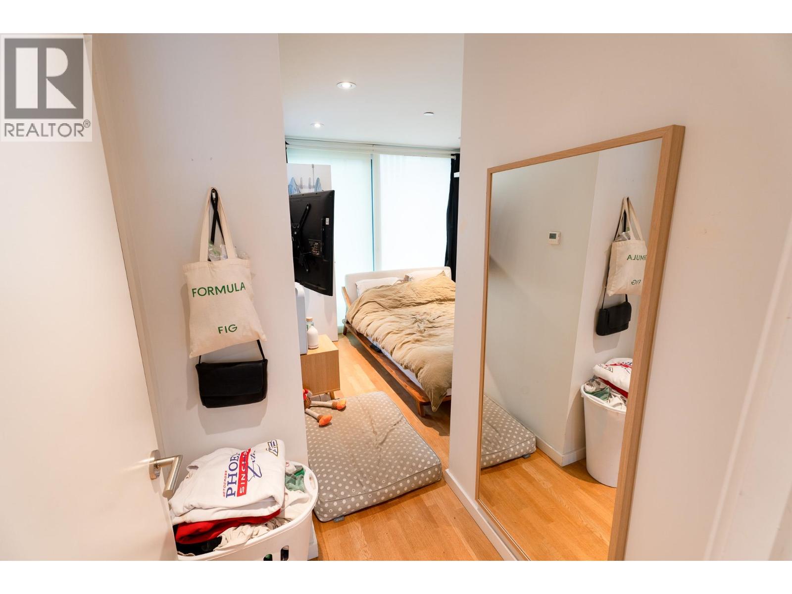 2208 WILLOW STREET, Vancouver