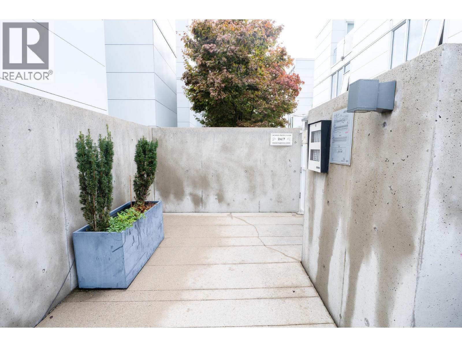 2208 WILLOW STREET, Vancouver