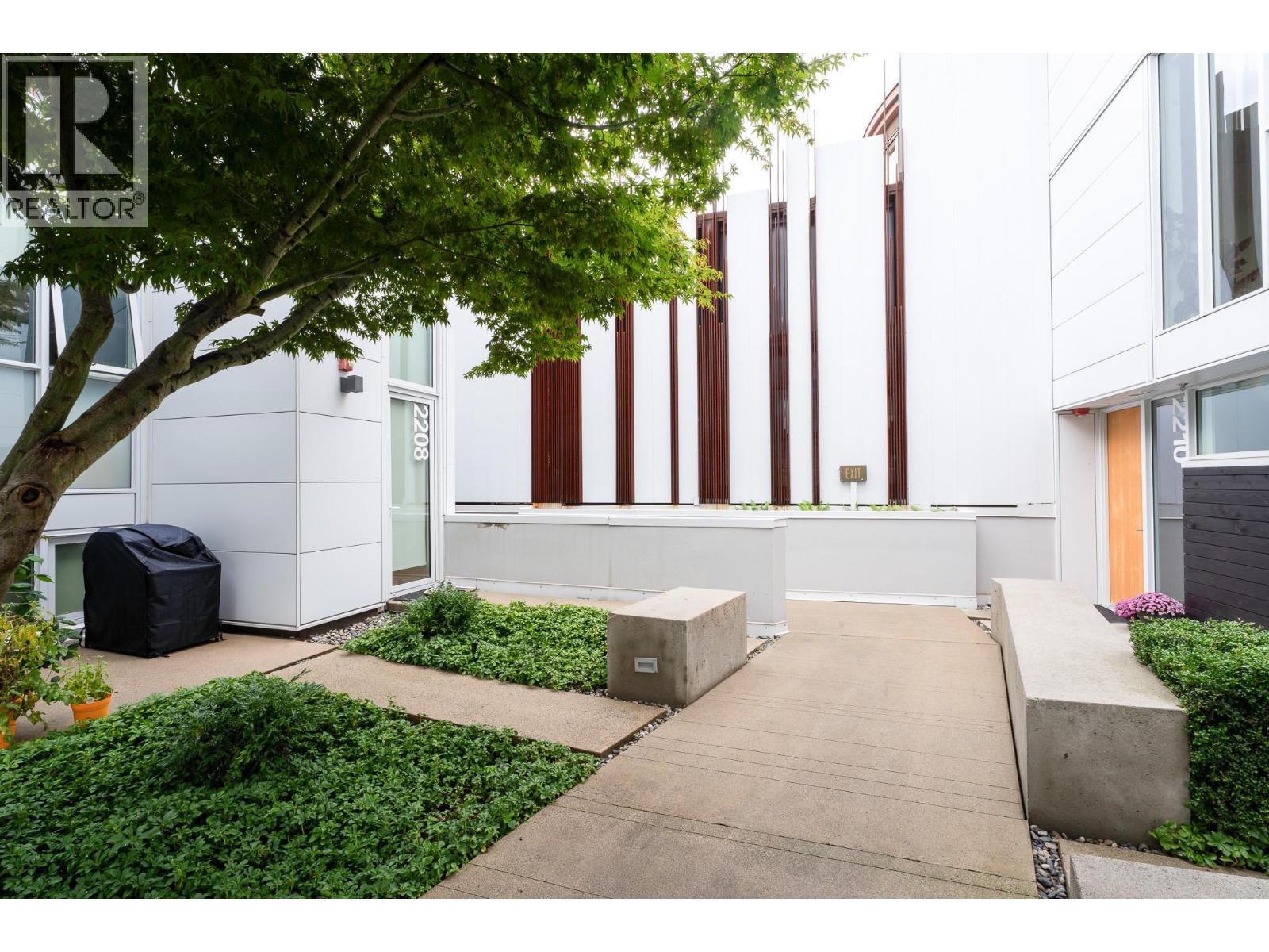 2208 WILLOW STREET, Vancouver