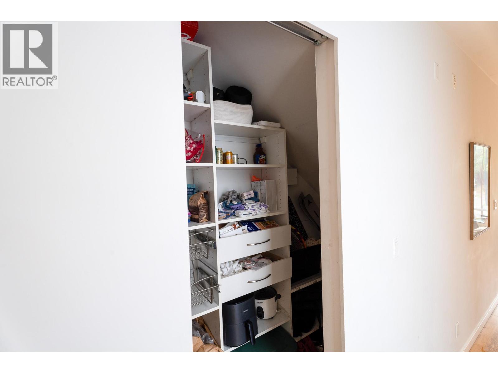 2208 WILLOW STREET, Vancouver