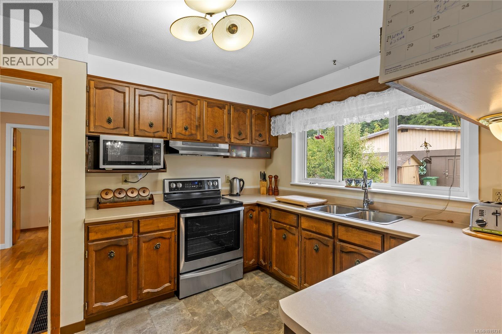 2715 14th Ave, Port Alberni