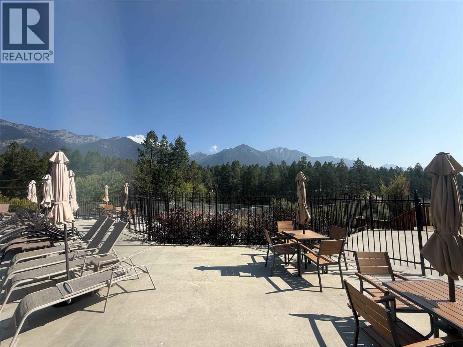4868 RIVERVIEW Drive Unit# Lot 89, Edgewater