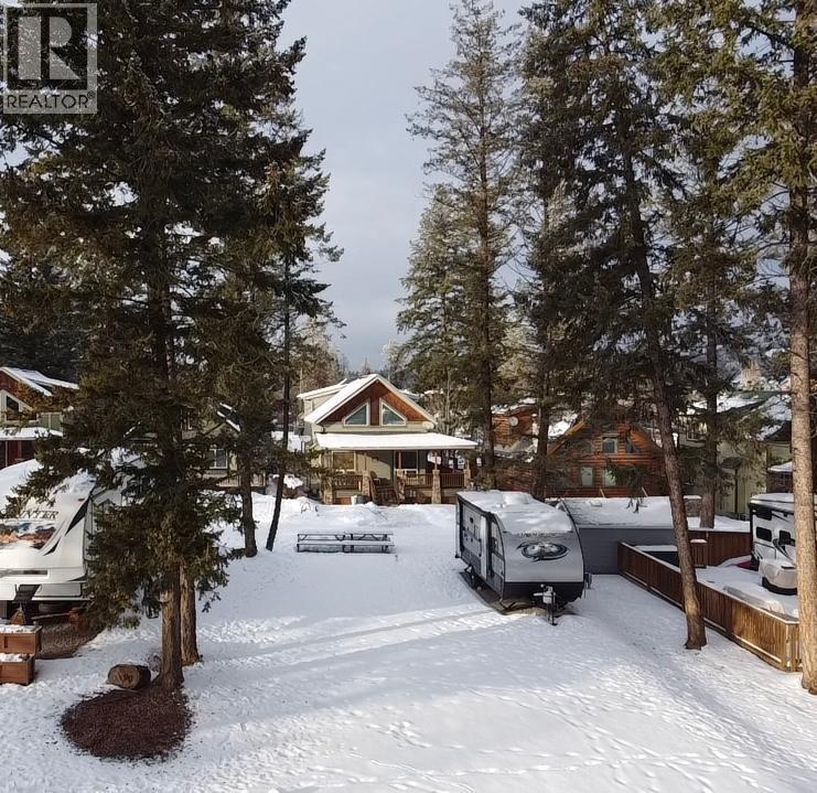 4868 RIVERVIEW Drive Unit# Lot 89, Edgewater
