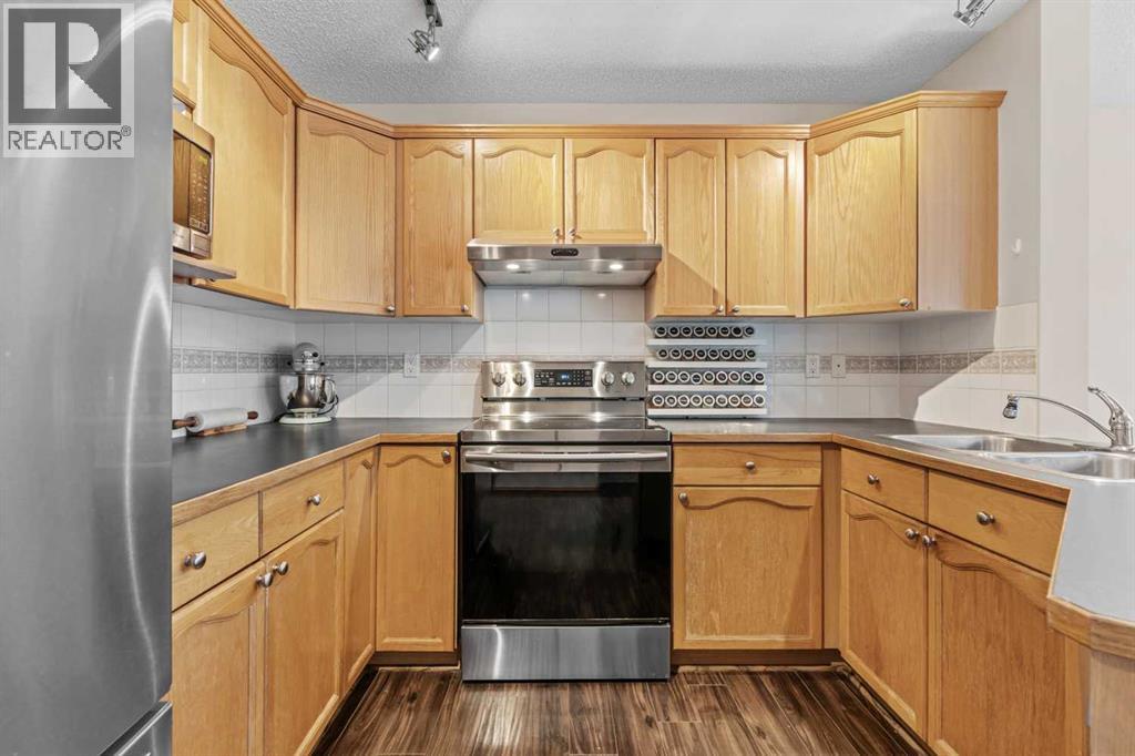 Single Family House for Sale in  Hidden Hills Place NW Hidden Valley Calgary 