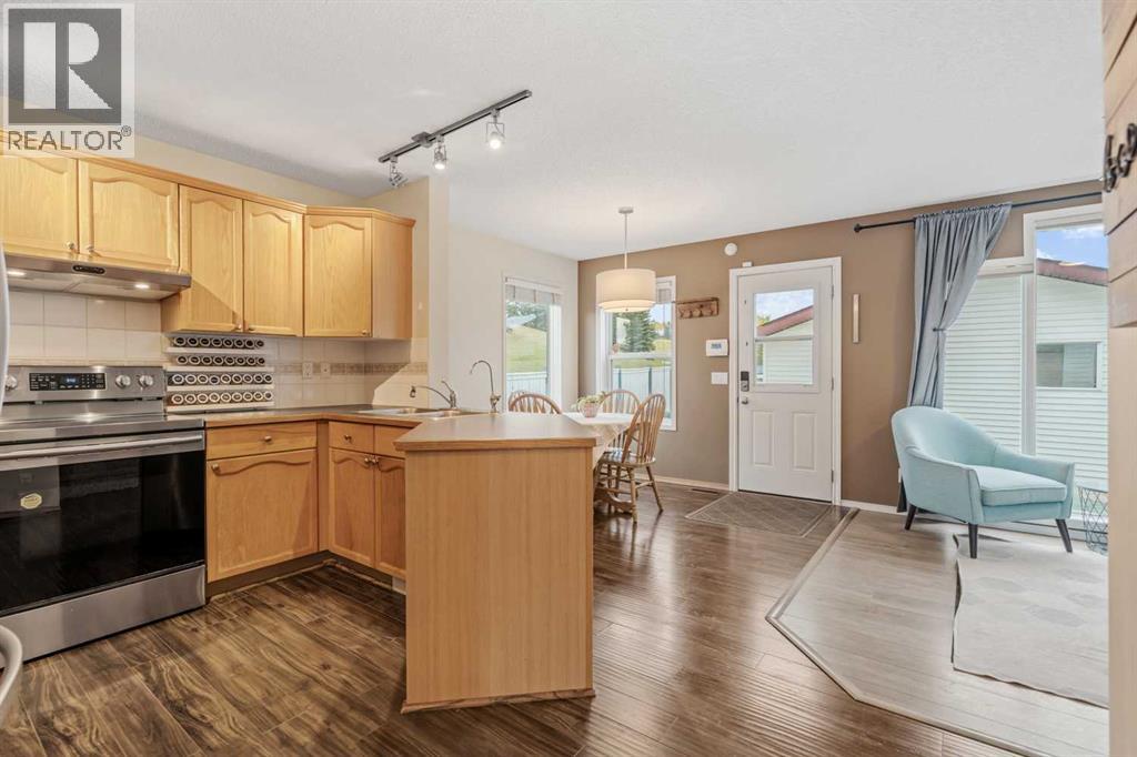 Single Family House for Sale in  Hidden Hills Place NW Hidden Valley Calgary 