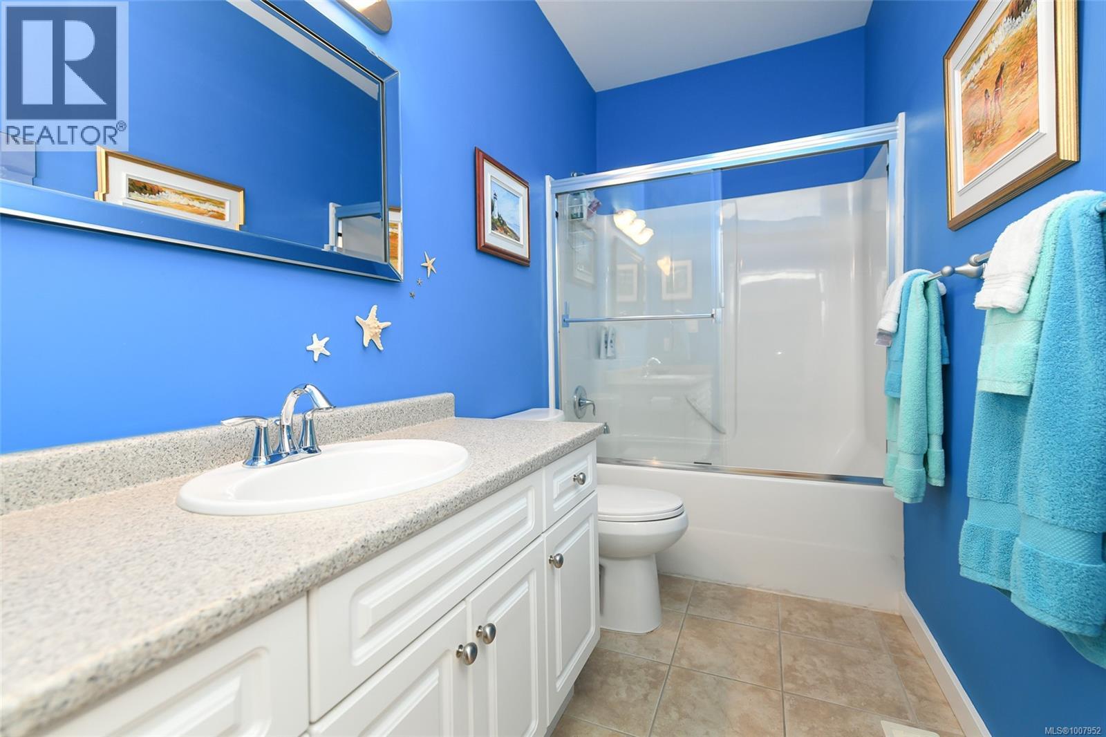 87 2001 Blue Jay Pl, Courtenay