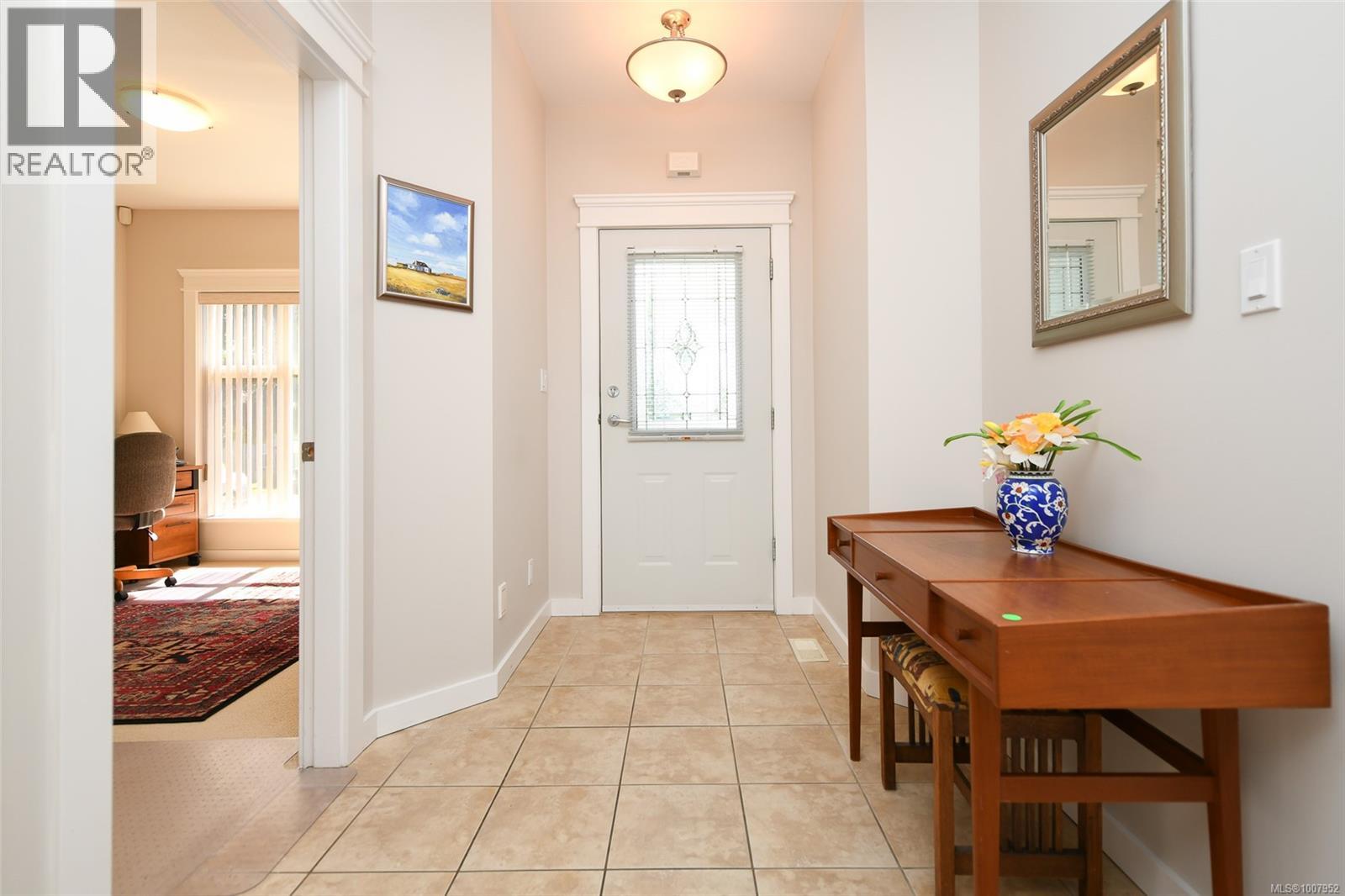 87 2001 Blue Jay Pl, Courtenay