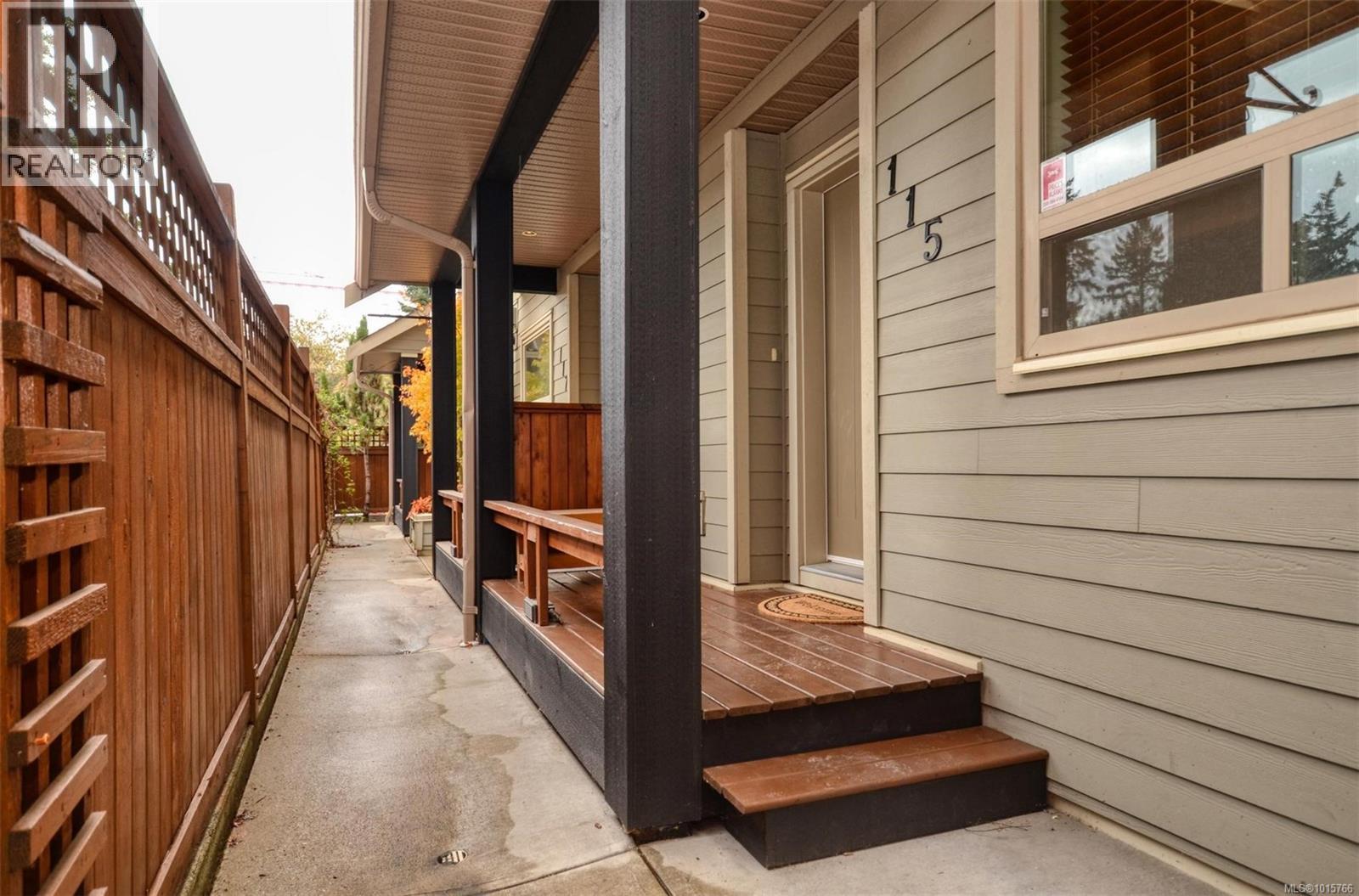 115 785 Station Avenue, Langford