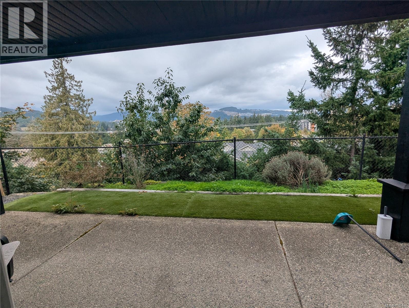 930 Peace Keeping Cres, Langford