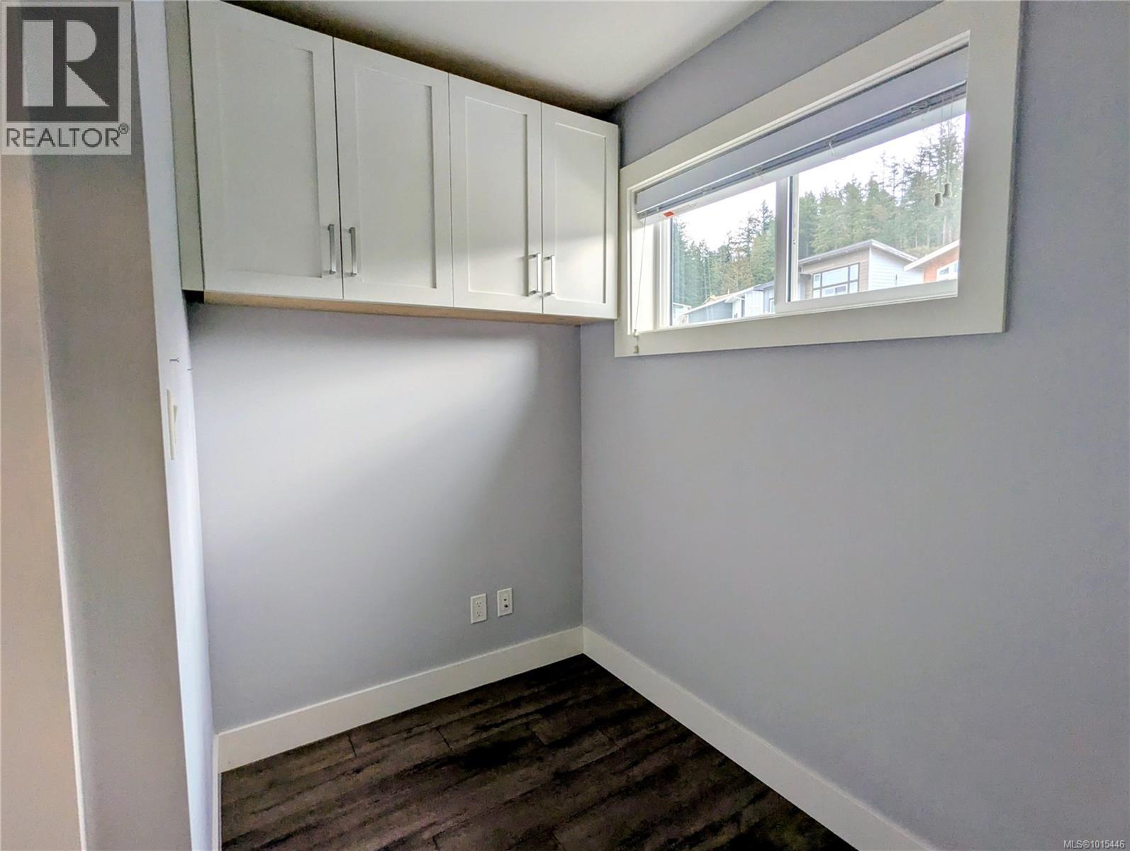 930 Peace Keeping Cres, Langford