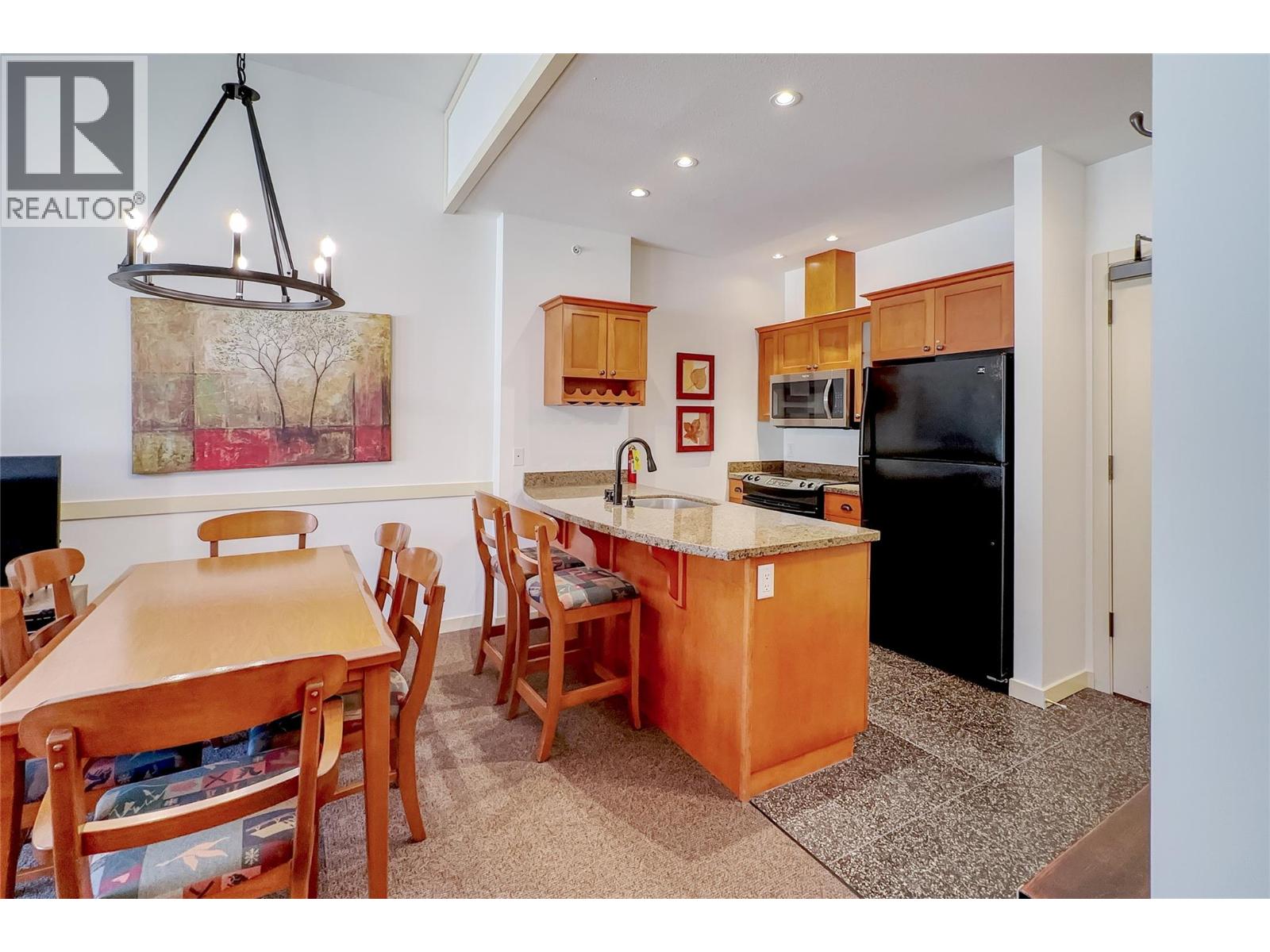 #320-255 Feathertop Way, Big White