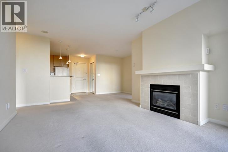 605 8460 GRANVILLE AVENUE, Richmond