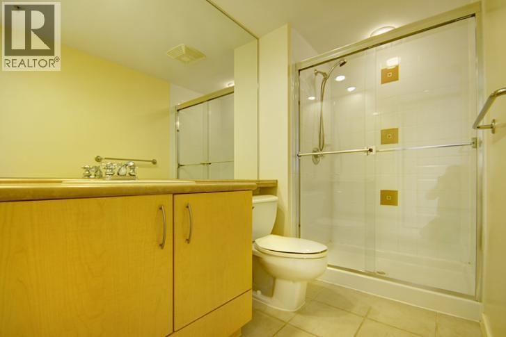 605 8460 GRANVILLE AVENUE, Richmond