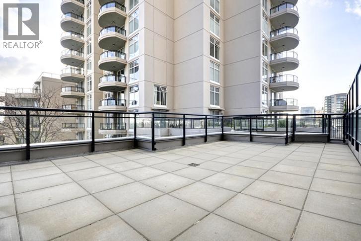 605 8460 GRANVILLE AVENUE, Richmond
