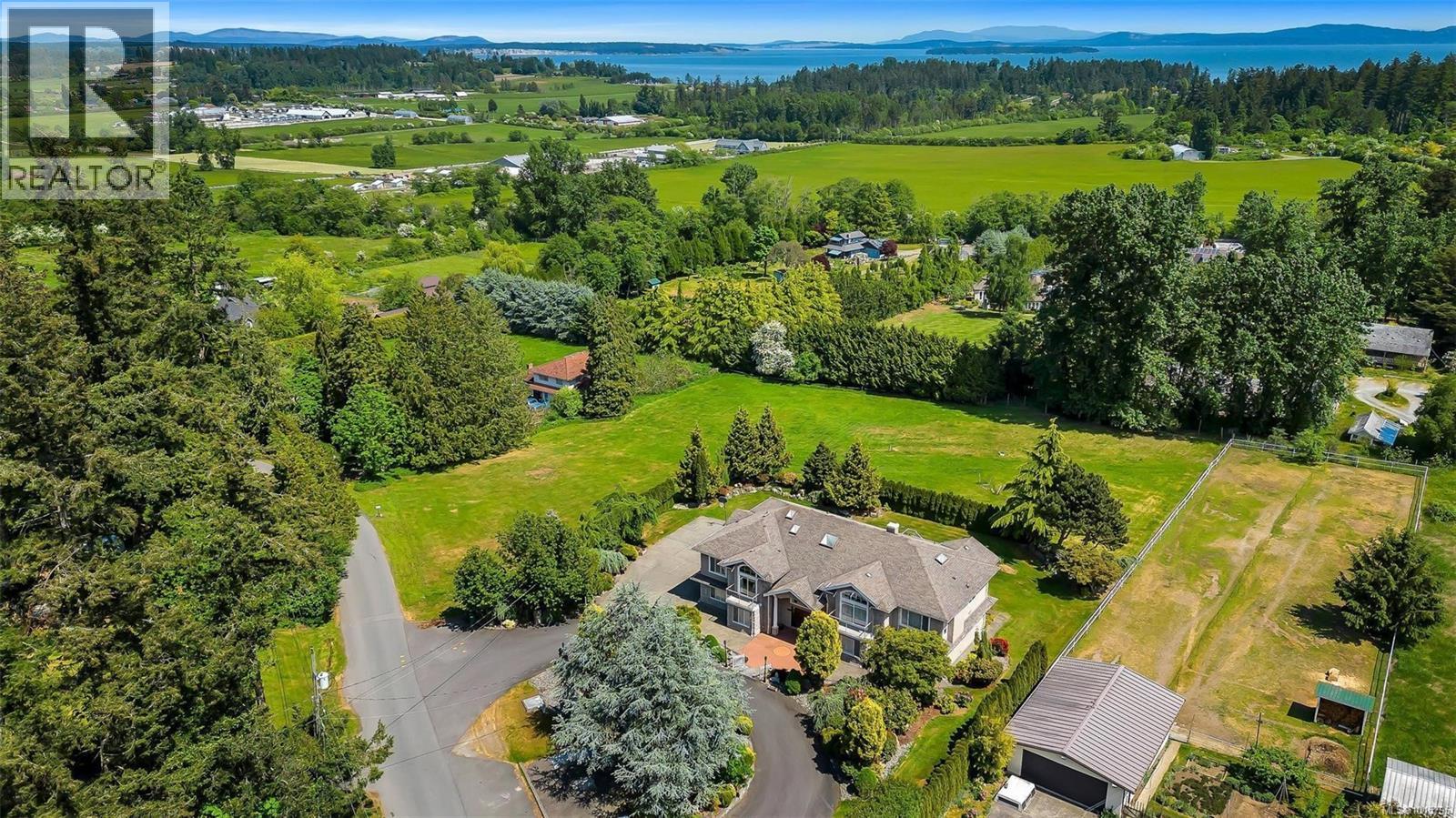  5549 Alderley Road, Saanich