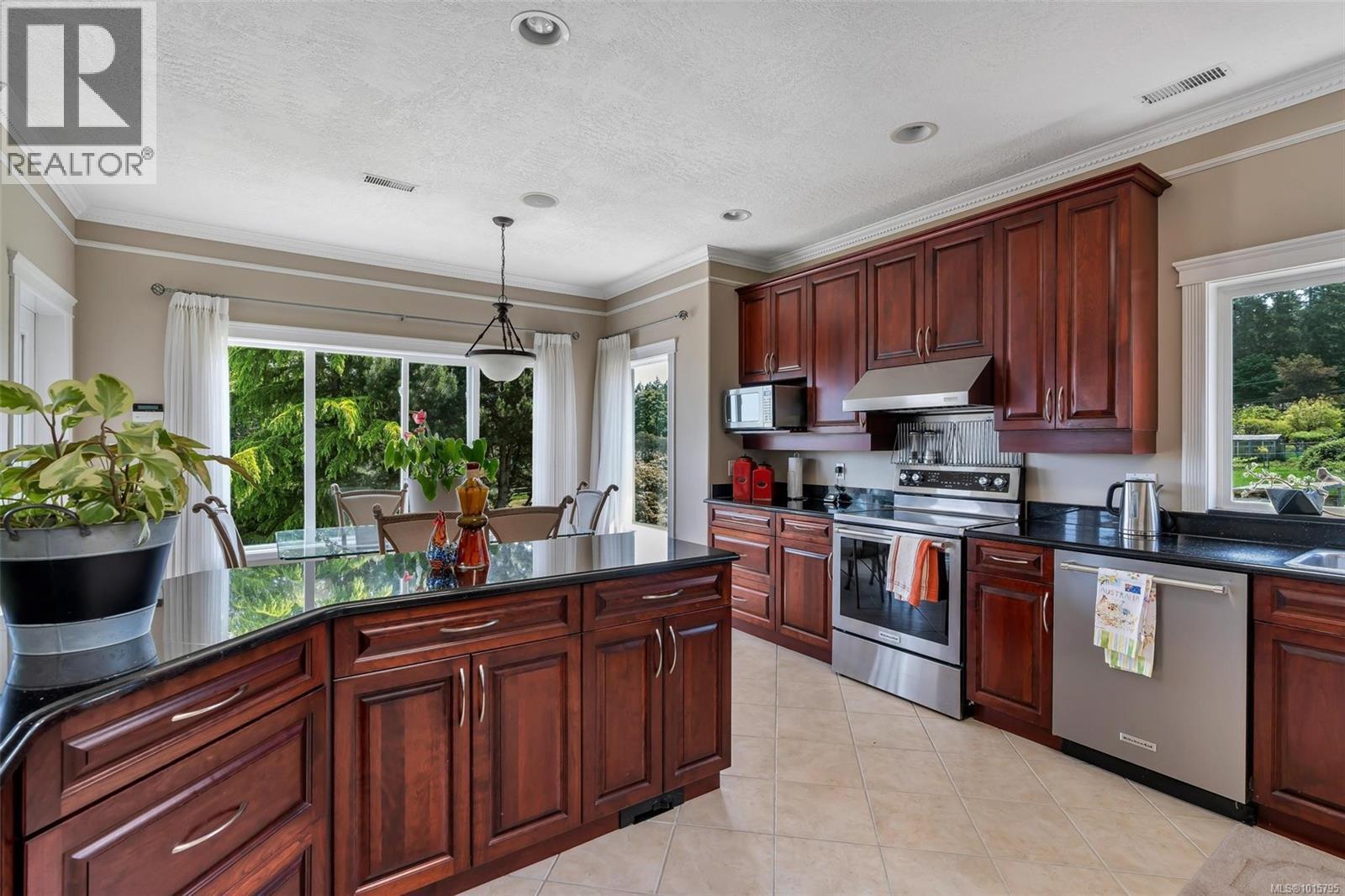  5549 Alderley Road, Saanich