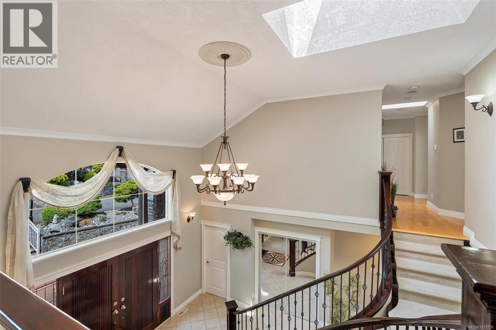  5549 Alderley Road, Saanich
