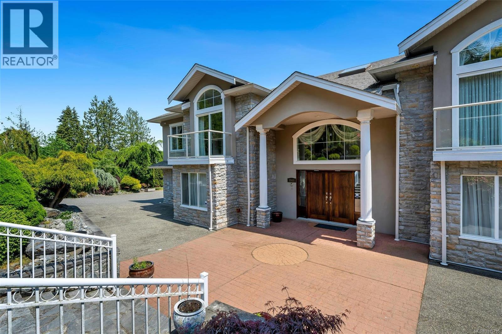  5549 Alderley Road, Saanich