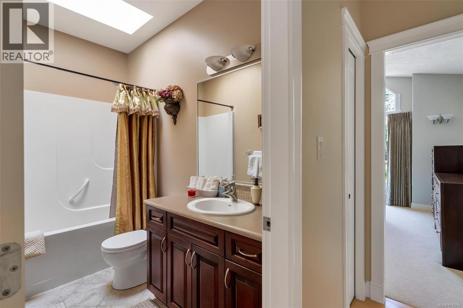  5549 Alderley Road, Saanich