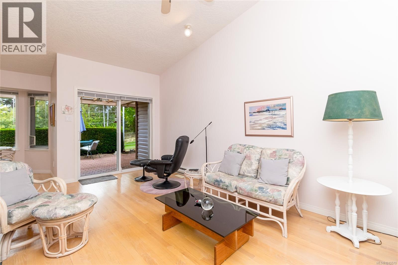 801 Country Club Drive, Cobble Hill