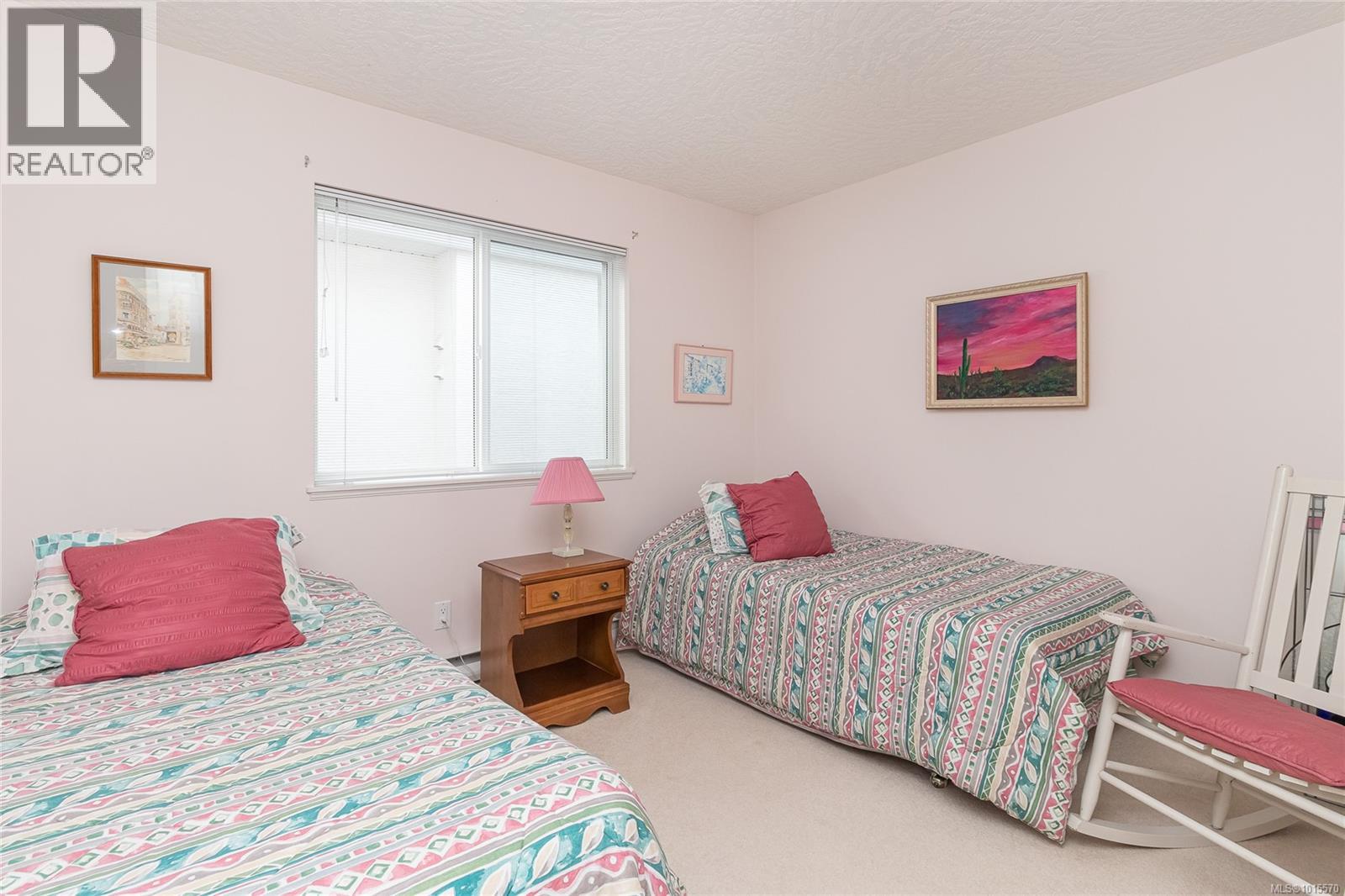  801 Country Club Drive, Cobble Hill