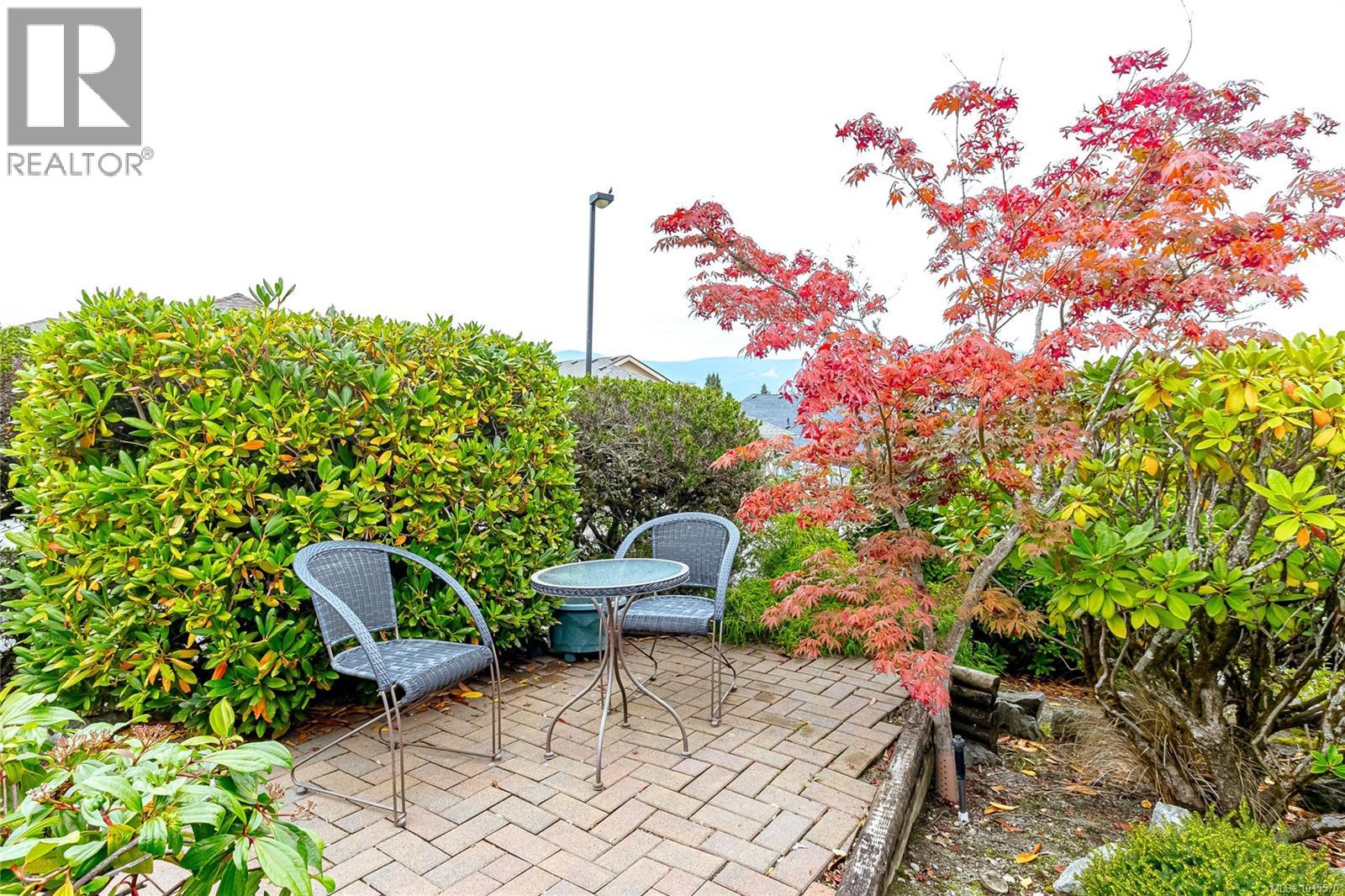  801 Country Club Drive, Cobble Hill