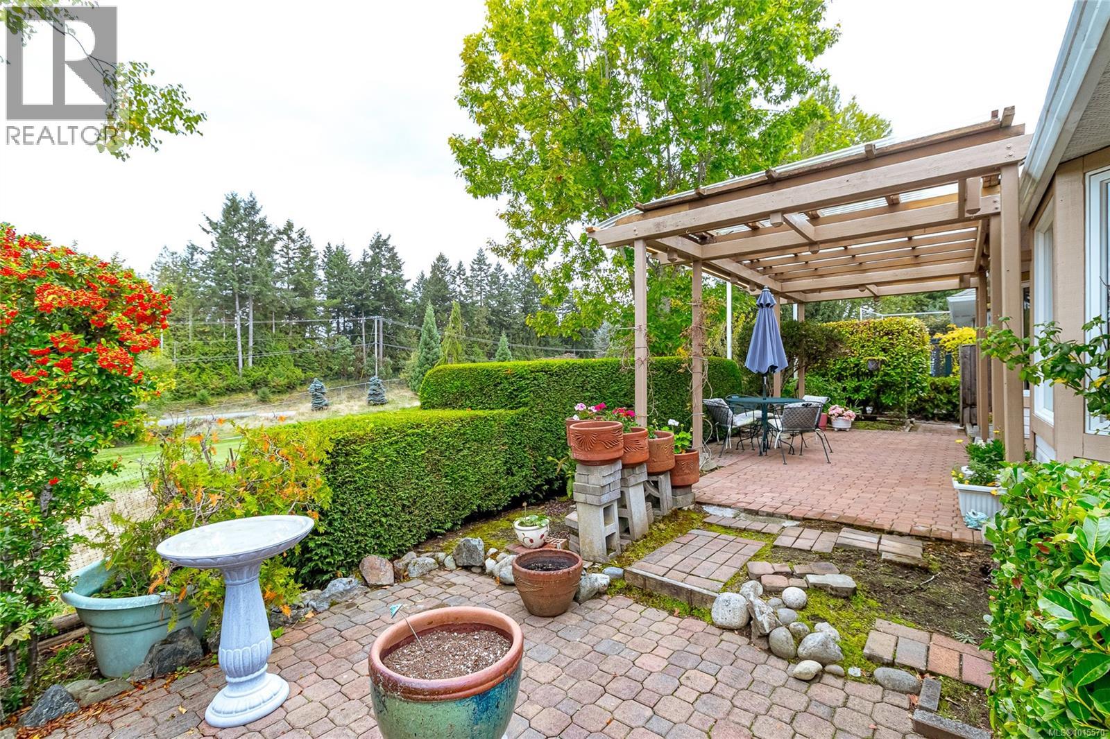  801 Country Club Drive, Cobble Hill